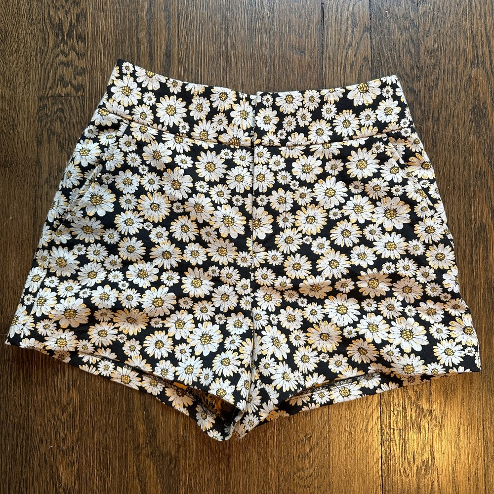 Alice and Olivia floral shorts